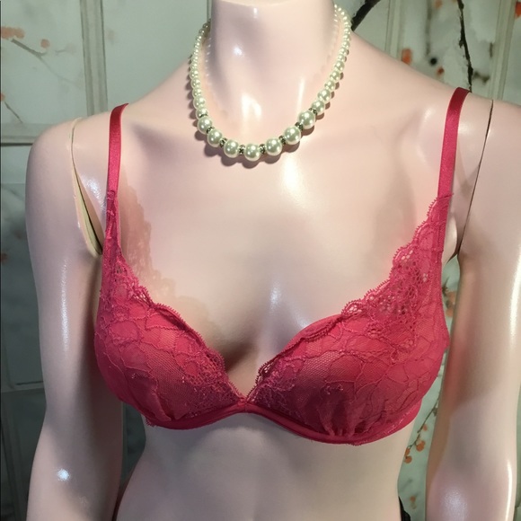 Victoria's Secret plunge 34 C Bra - Picture 3 of 7